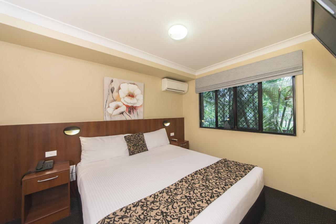 Rocky Resort Motor Inn Rockhampton Exteriör bild